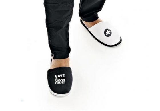 ASSOS loungePantofel