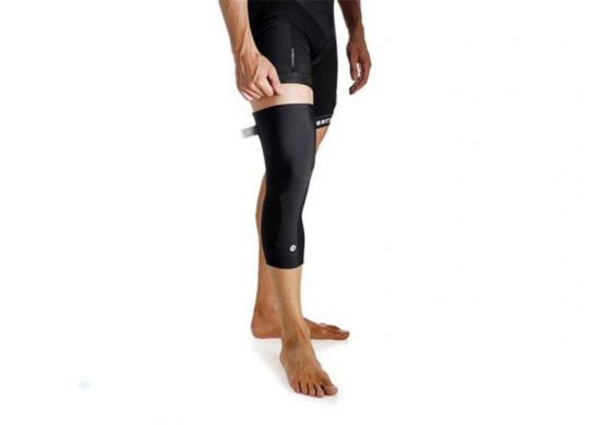 Assos kneeWarmer S7