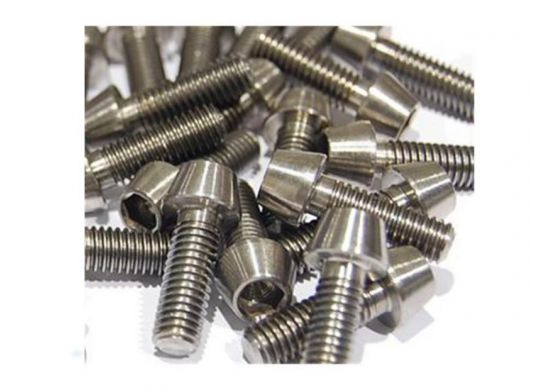 Titanschraube M5 x 16mm